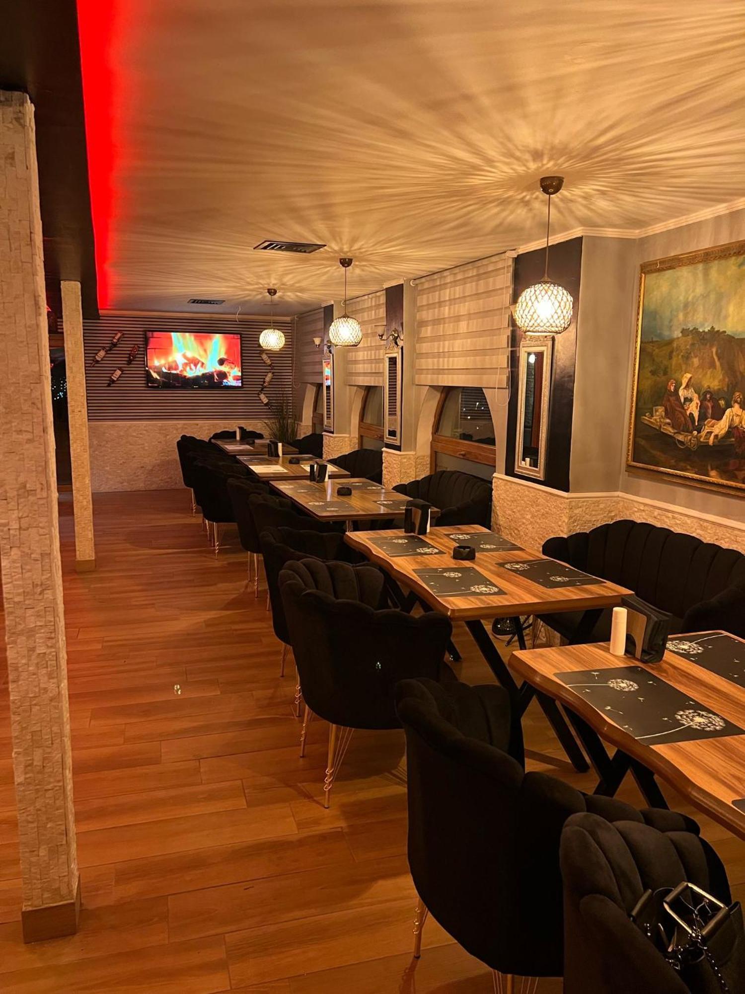 Hotel Reina بوخارست المظهر الخارجي الصورة