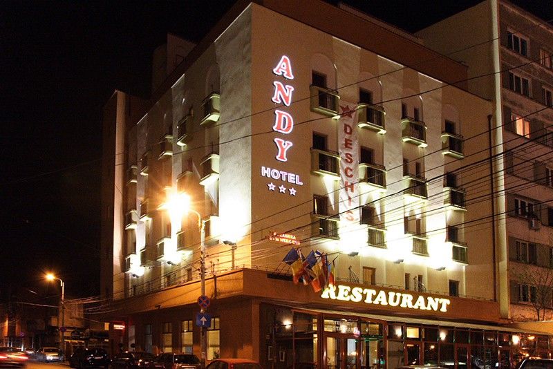 Hotel Reina بوخارست المظهر الخارجي الصورة