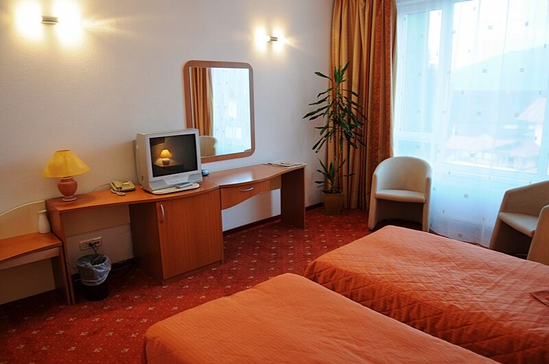 Hotel Reina بوخارست المظهر الخارجي الصورة